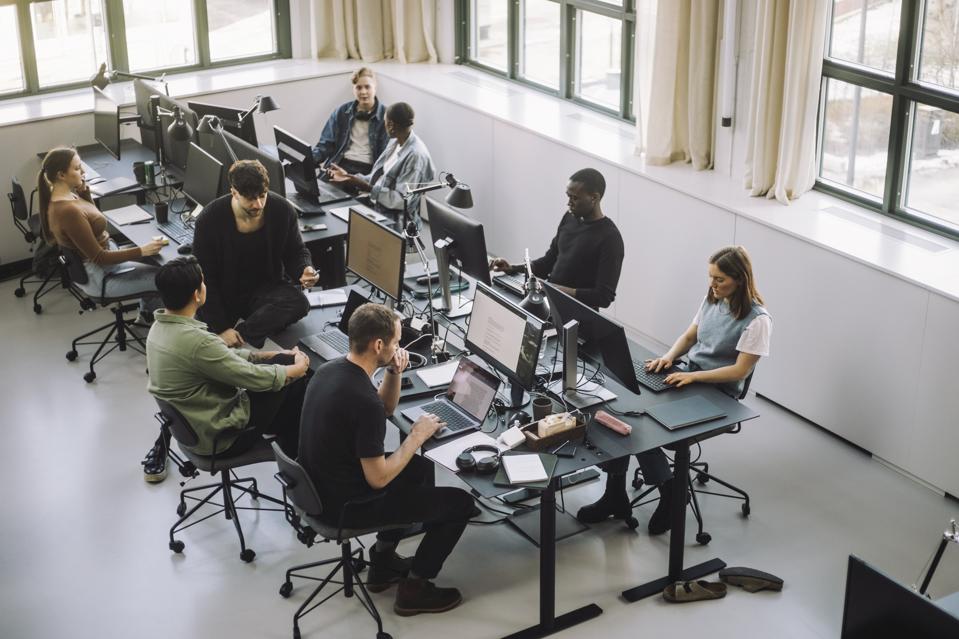 Digital Individualism: Improving Communication Online And In The Workplace